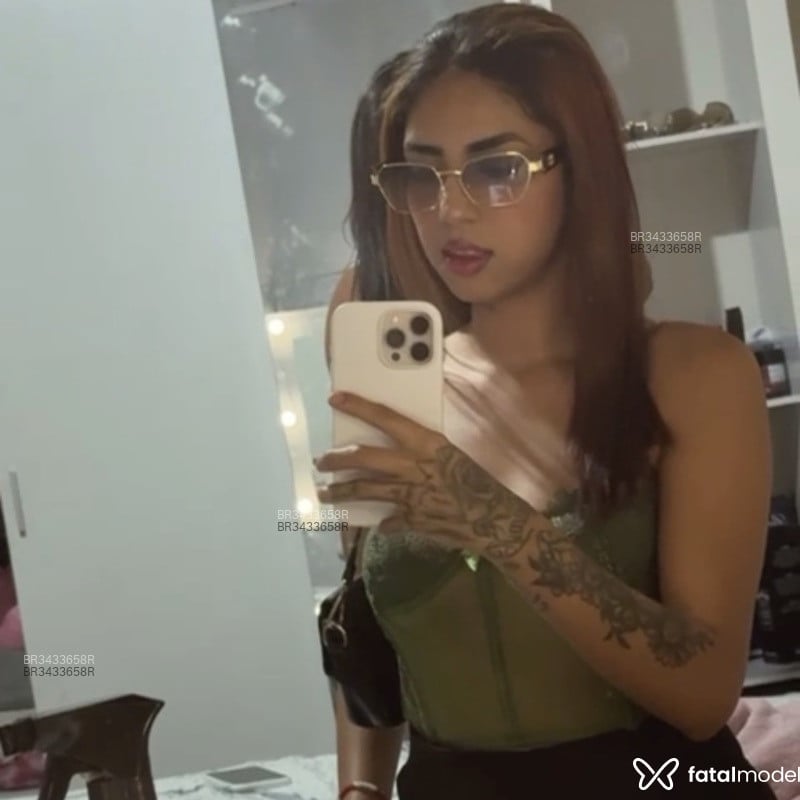 Acompanhante Laura - Feed