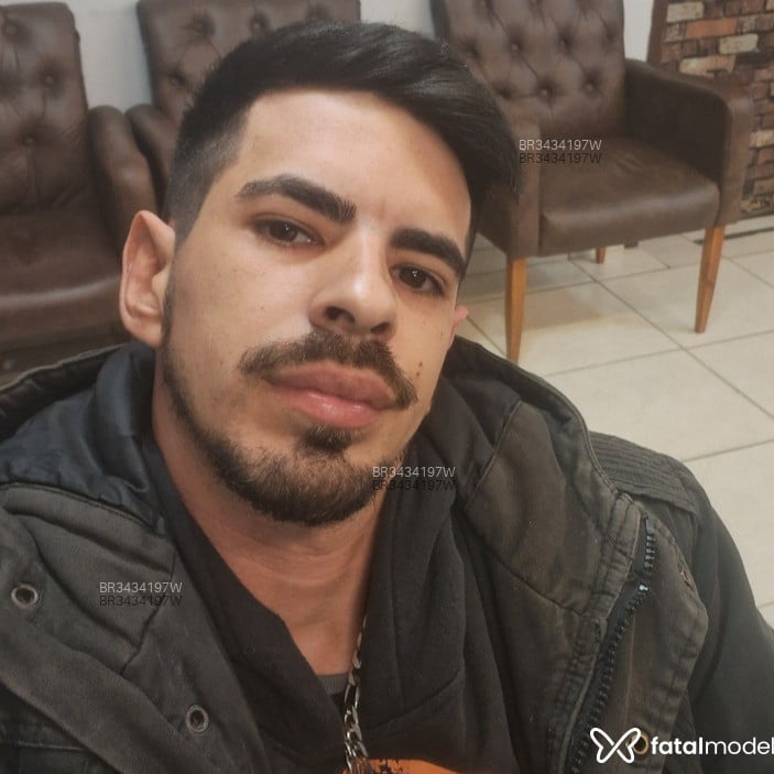 Acompanhante Romeu - Feed