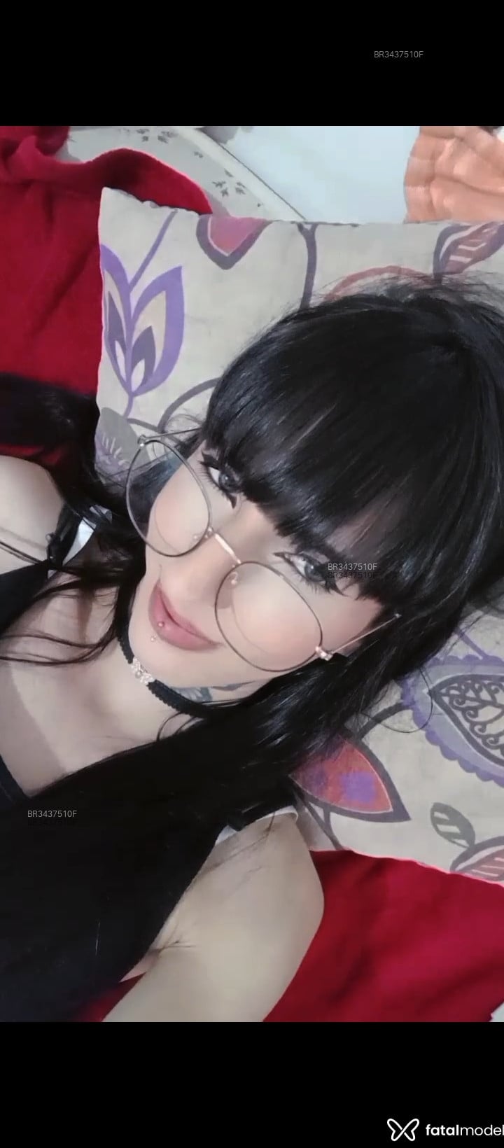 Acompanhante Góticazinha - Feed