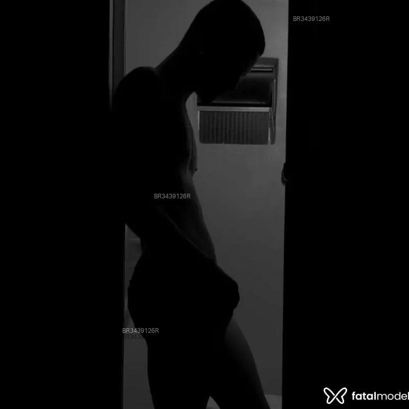Acompanhante Preto Sousa - Feed