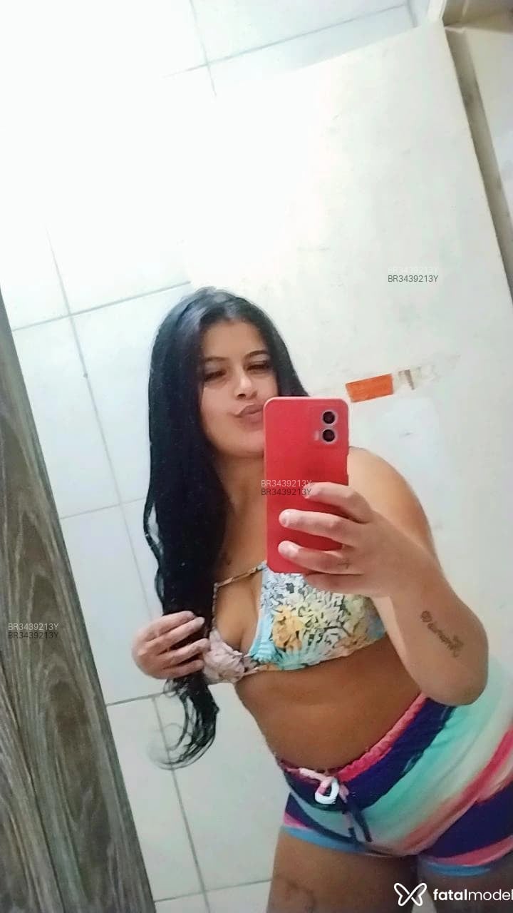 Acompanhante Morena - Feed