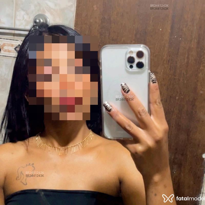 Acompanhante Cristina - Feed