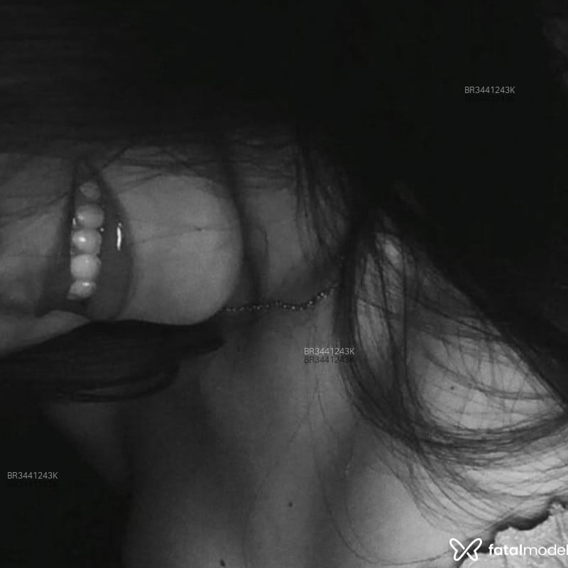 Acompanhante Cristina - Feed
