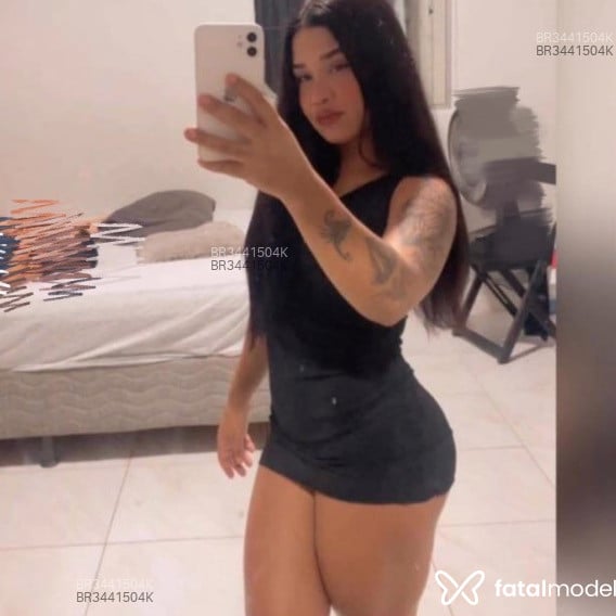 Acompanhante Karolina - Feed