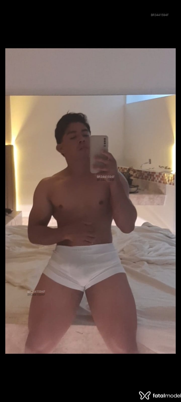 Acompanhante Daniel - Feed