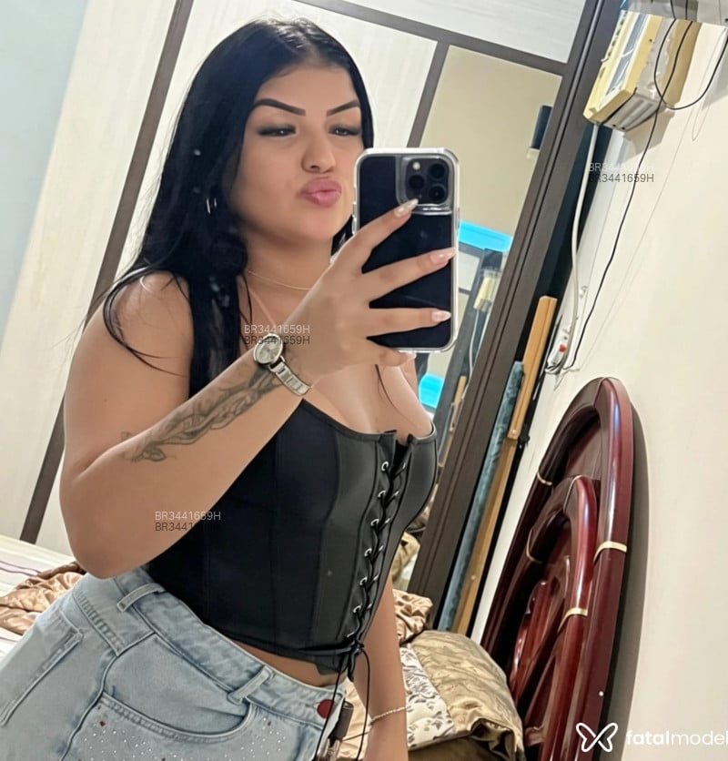 Acompanhante Larissa - Feed