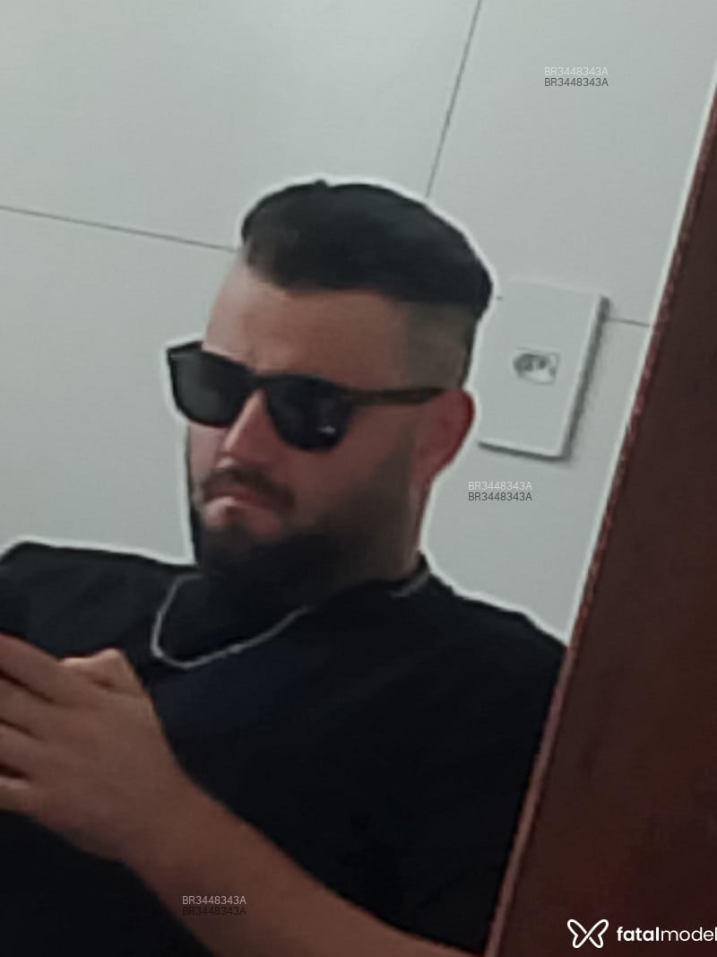 Acompanhante Felipe Motta - Feed