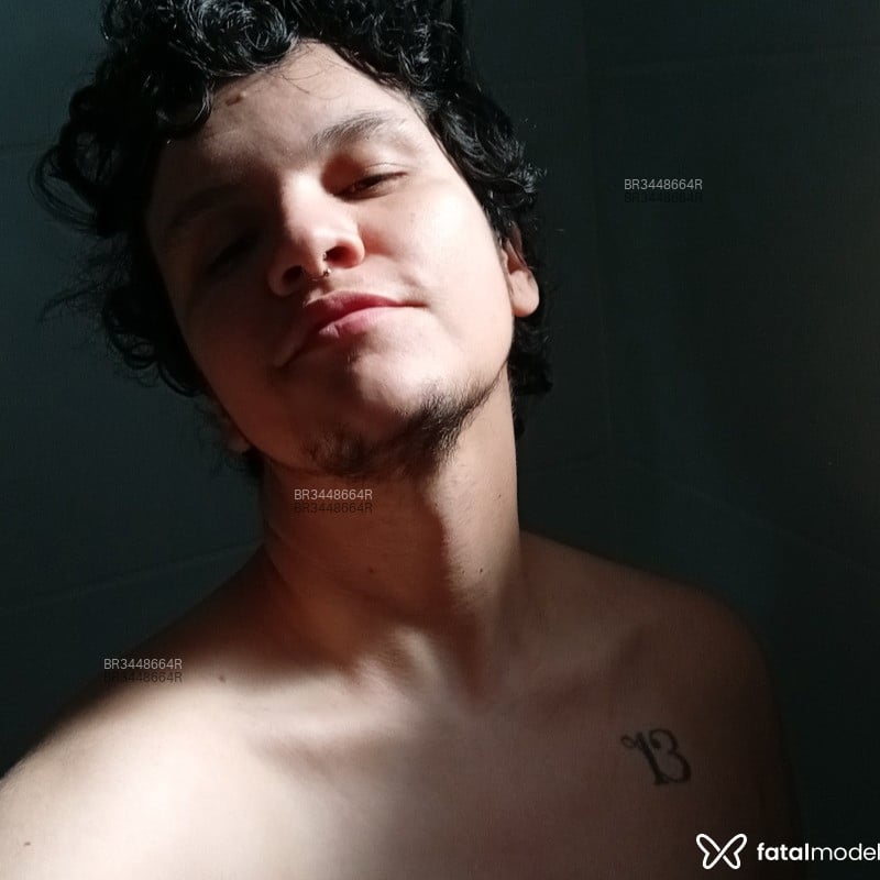 Acompanhante Bernardo - Feed