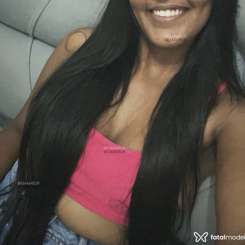 Acompanhante Luiza - Feed