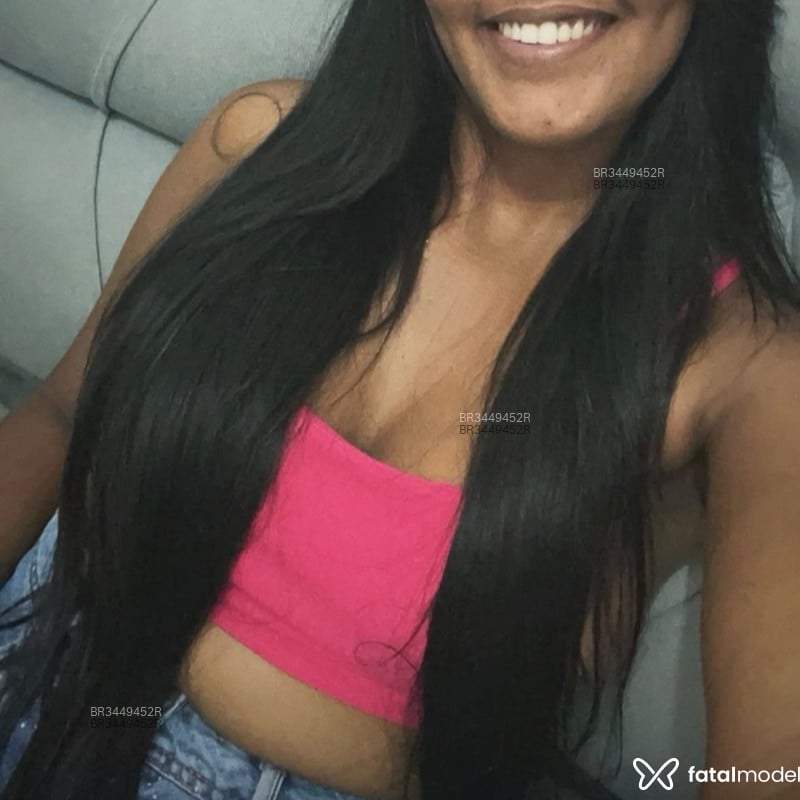 Acompanhante Luiza - Feed