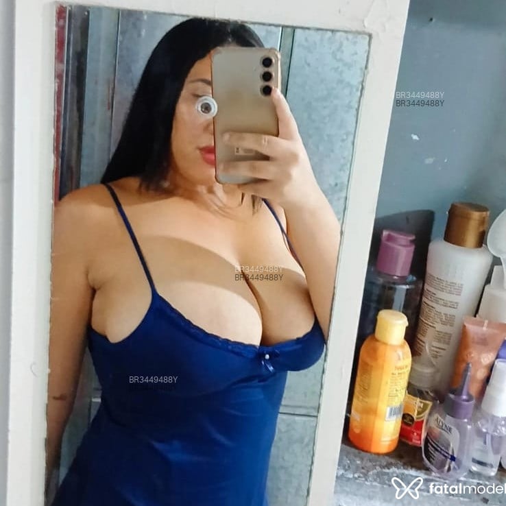 Acompanhante Caroline - Feed