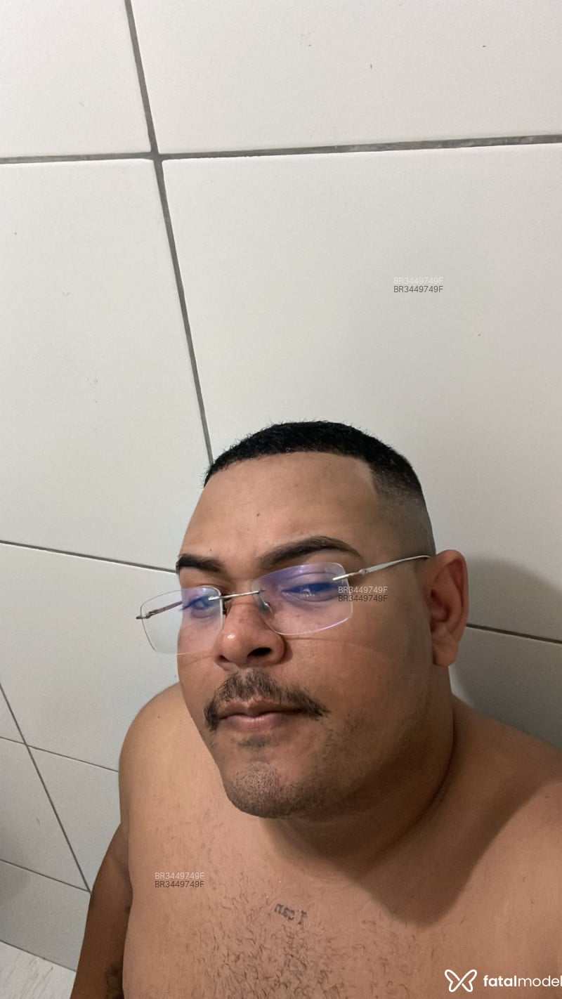 Acompanhante Vitor - Feed