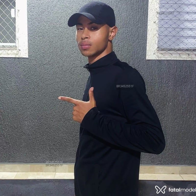 Acompanhante Lucas Apolinário - Feed