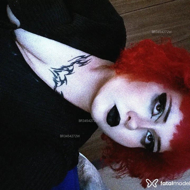 Acompanhante Luiza - Feed
