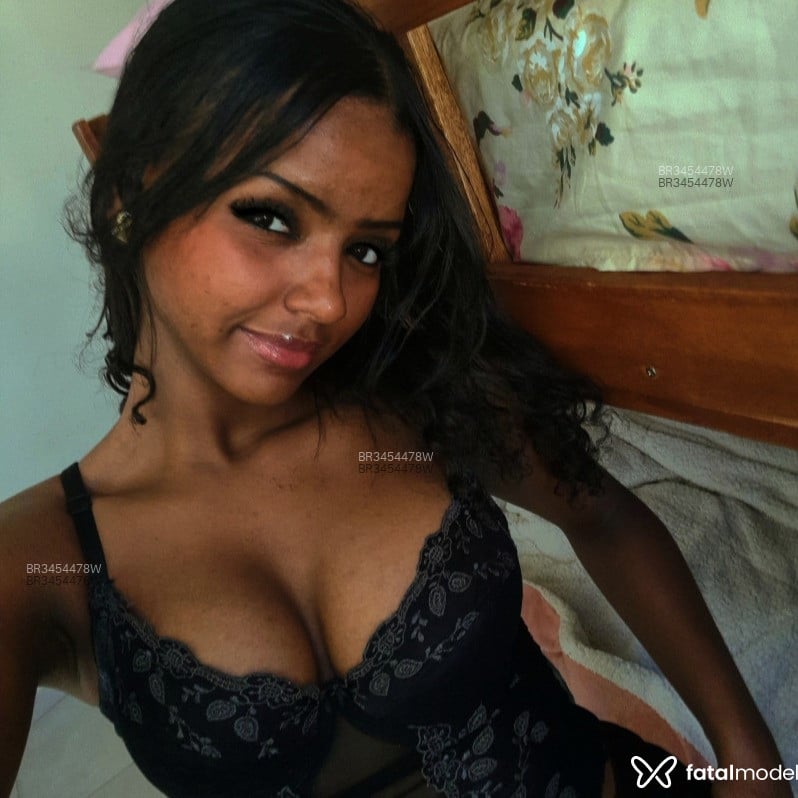 Acompanhante Antonela - Feed
