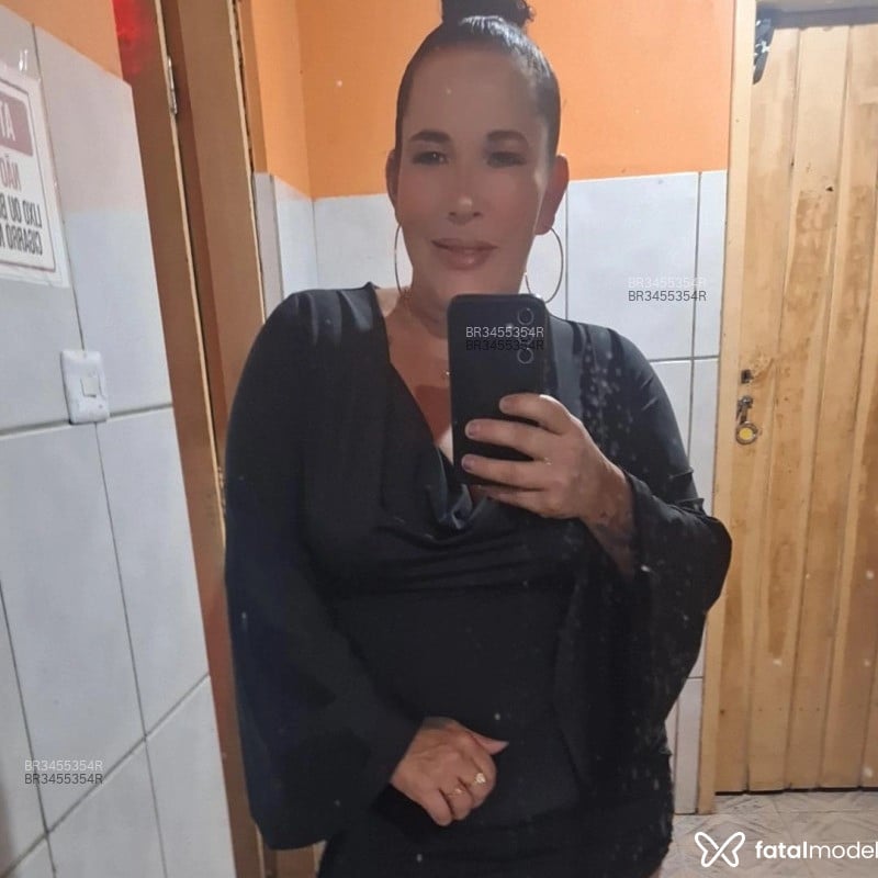Acompanhante Aninha - Feed