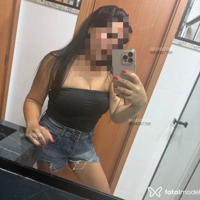 Acompanhante Thata - Feed