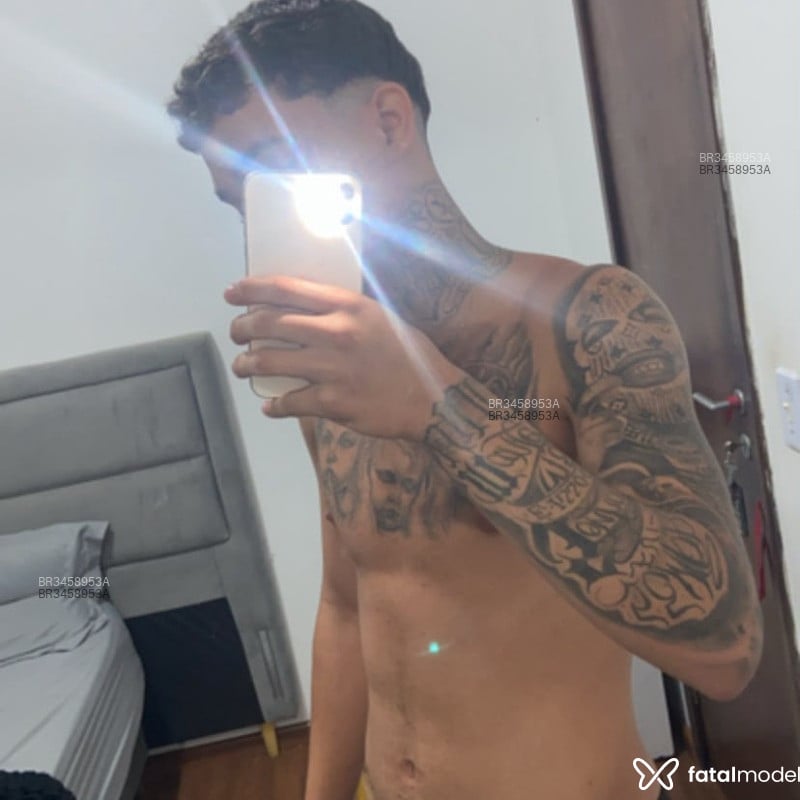 Acompanhante Breno - Feed