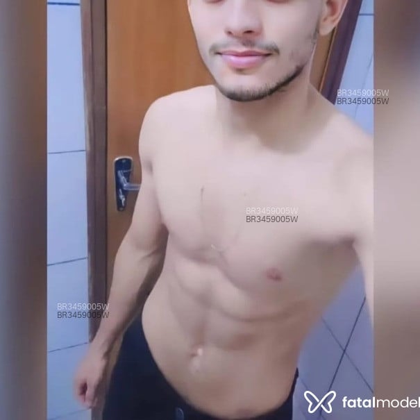 Acompanhante Pedro - Feed