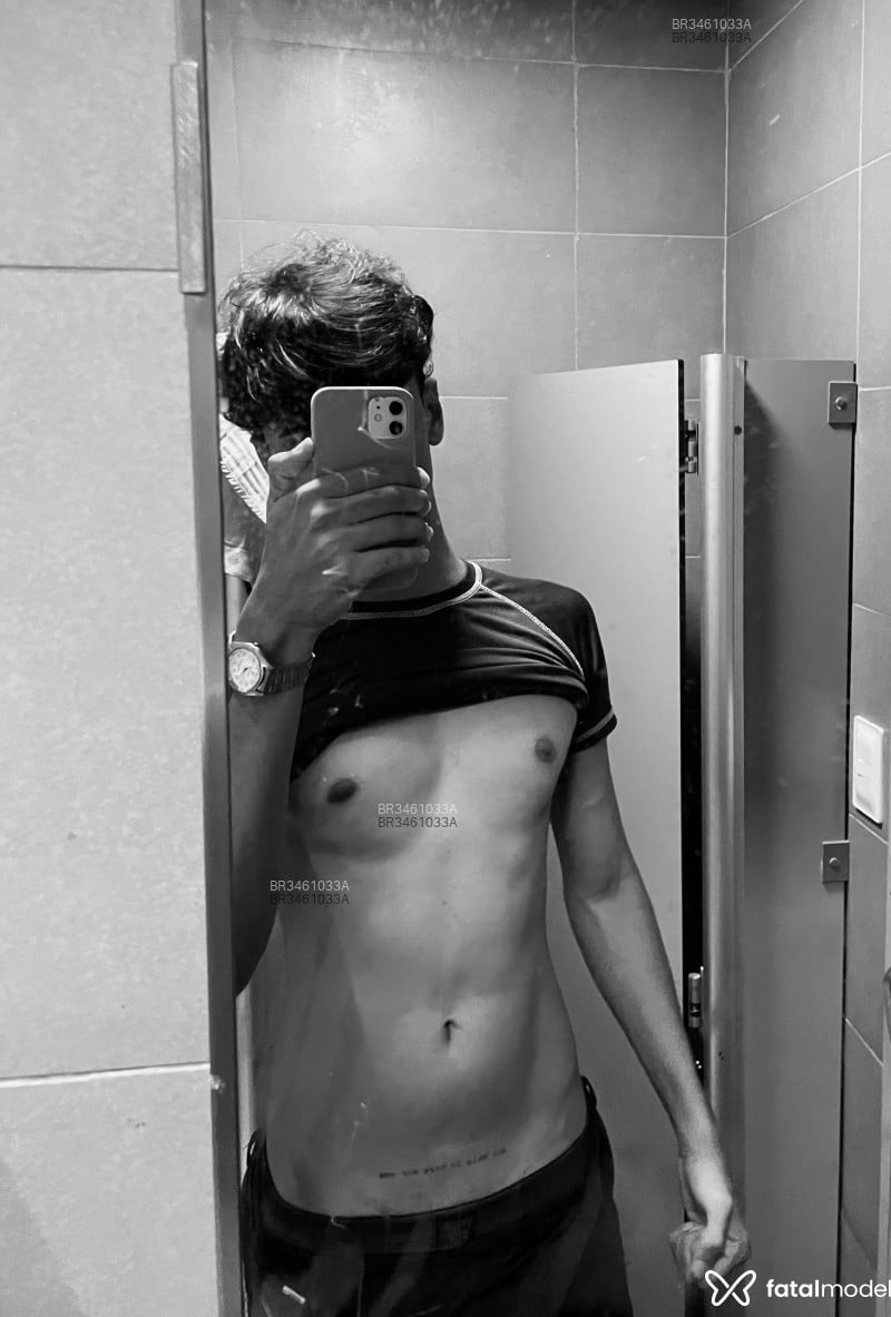 Acompanhante Pedro Silva - Feed