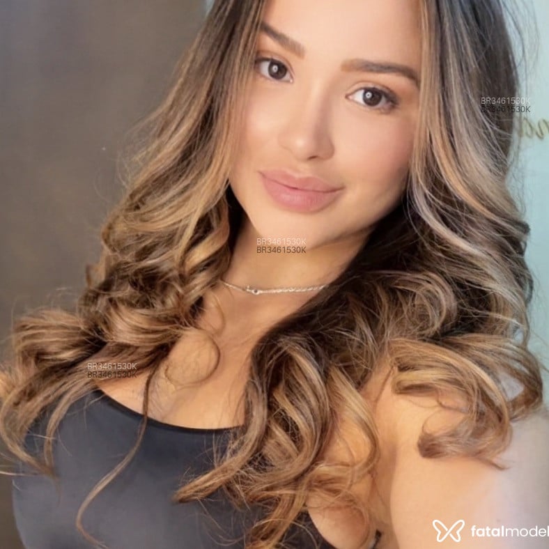 Acompanhante Camila - Feed