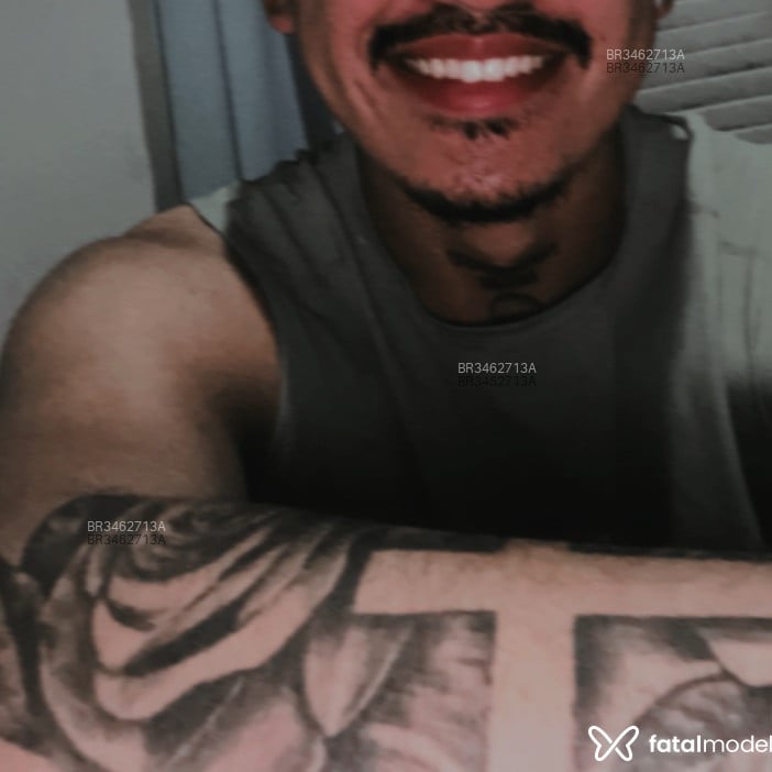 Acompanhante Matheus - Feed