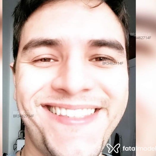 Acompanhante Kaká - Feed