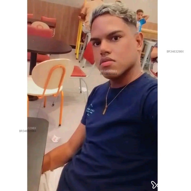 Acompanhante Felipe - Feed