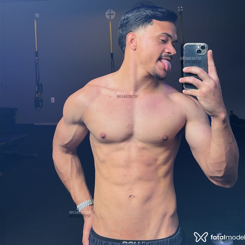 Acompanhante Emerson Leite - Feed