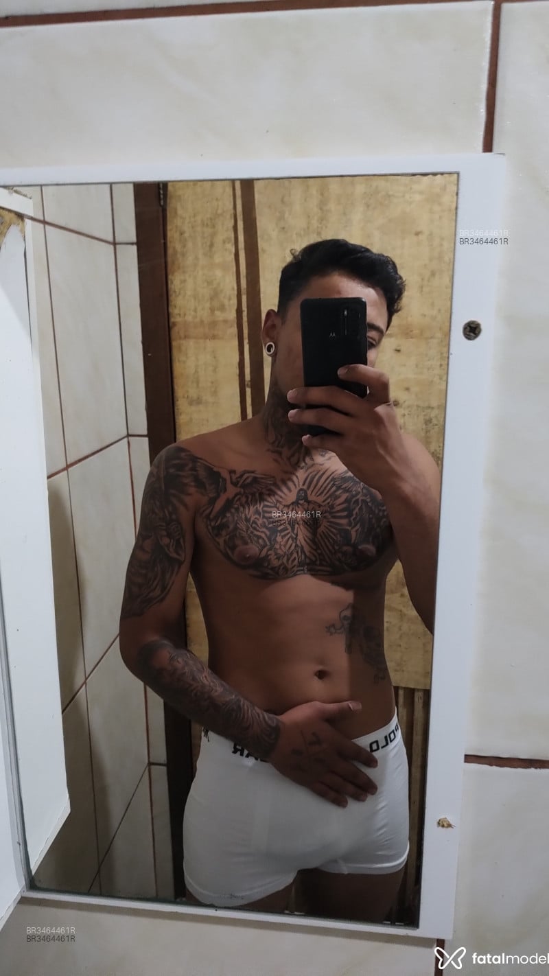 Acompanhante Felipe - Feed