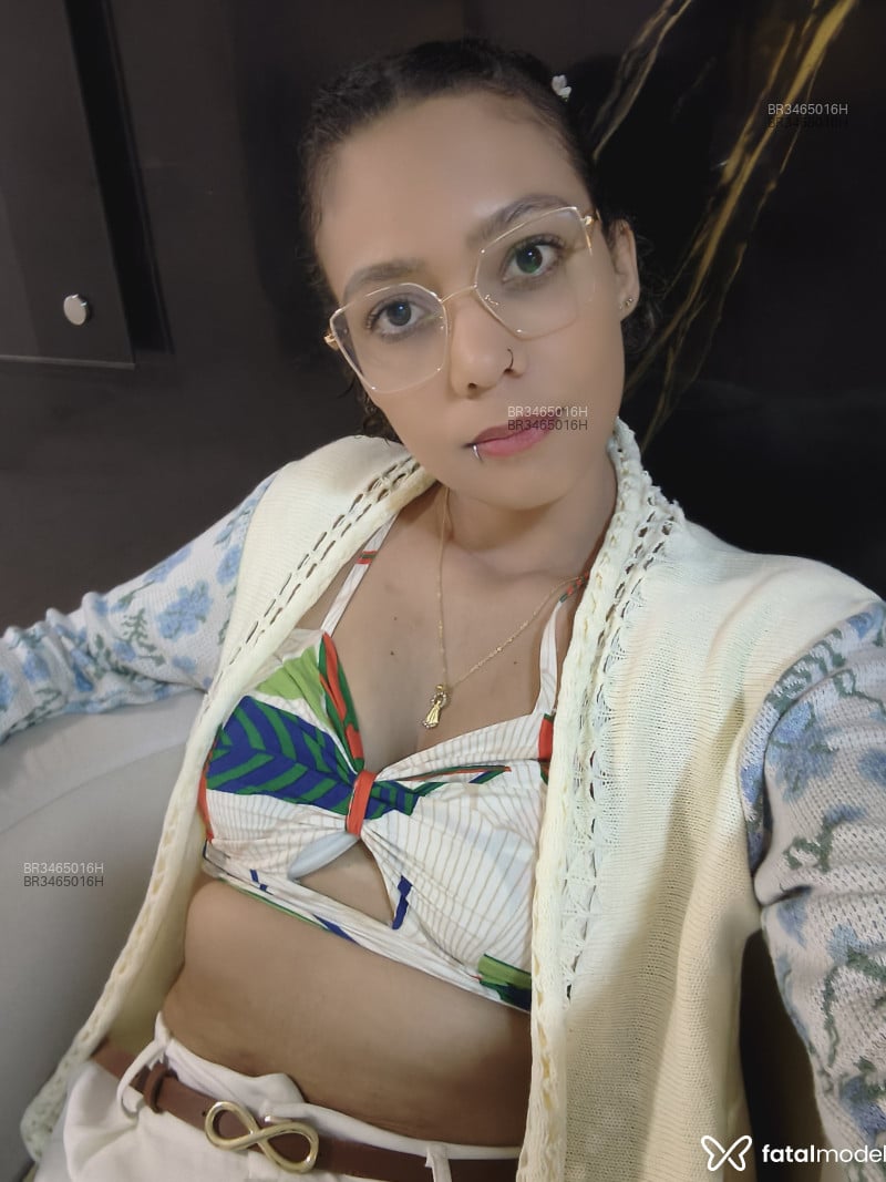 Acompanhante Ásya Parda - Feed