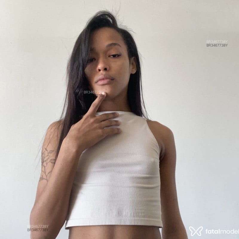 Acompanhante Julia - Feed