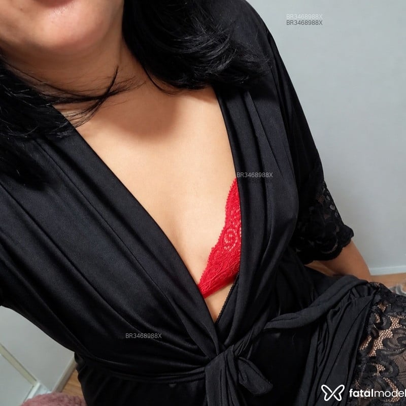 Acompanhante Morena - Feed