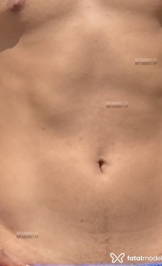 Acompanhante Lukas - Feed