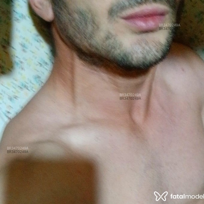 Acompanhante Breno - Feed