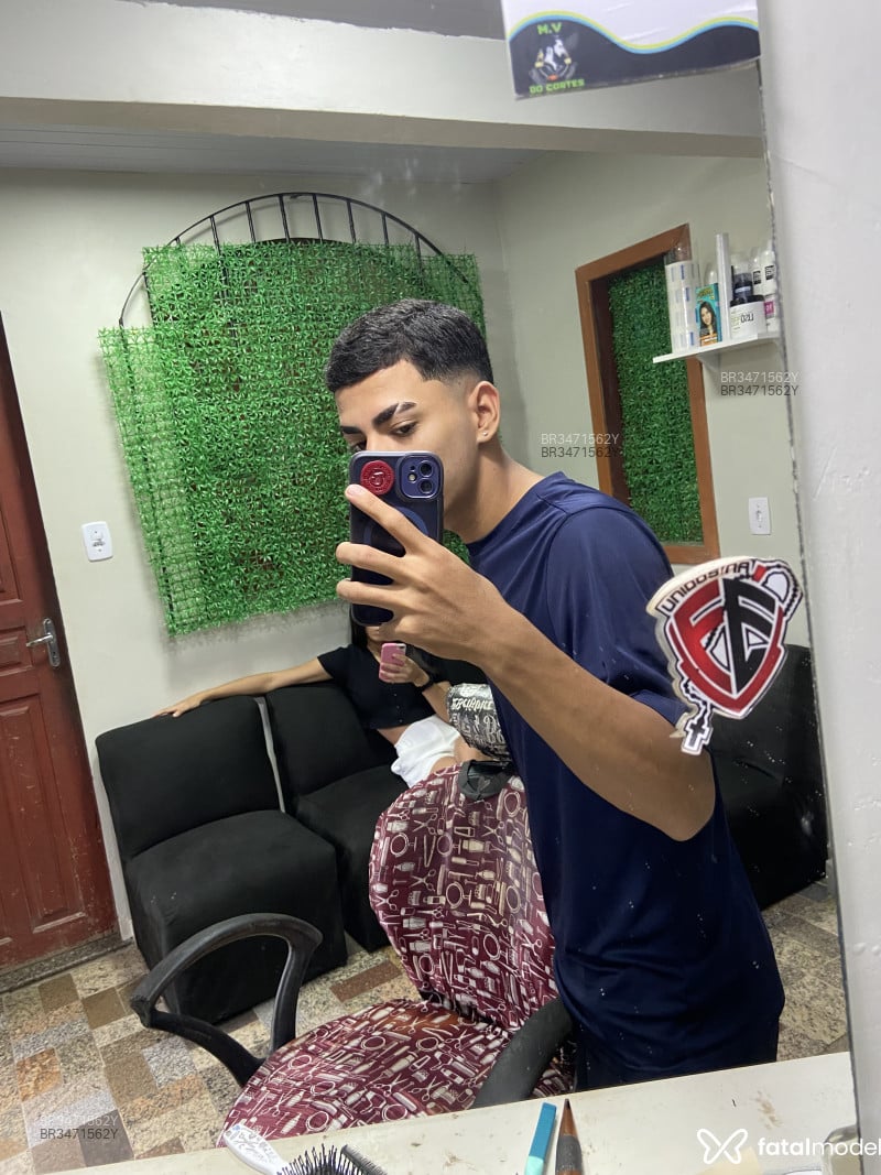 Acompanhante Paulo Henrique - Feed