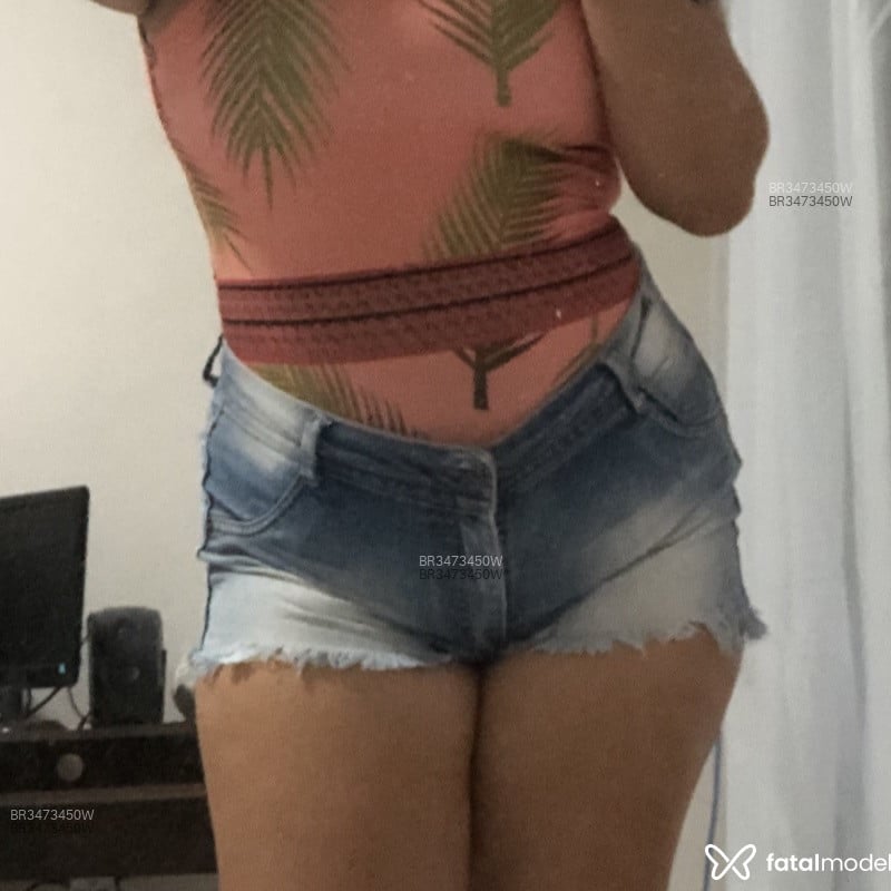 Acompanhante Larah - Feed