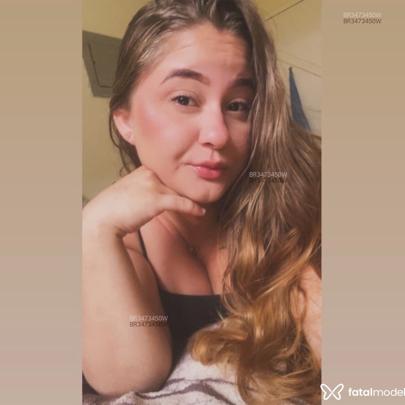 Acompanhante Larah - Feed