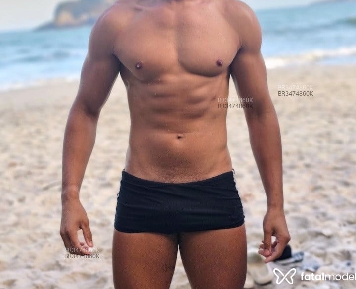 Acompanhante Pedro Hugo - Feed