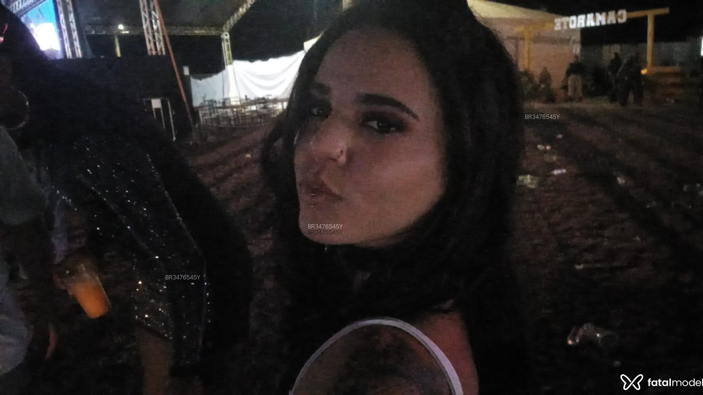 Acompanhante Carla - Feed