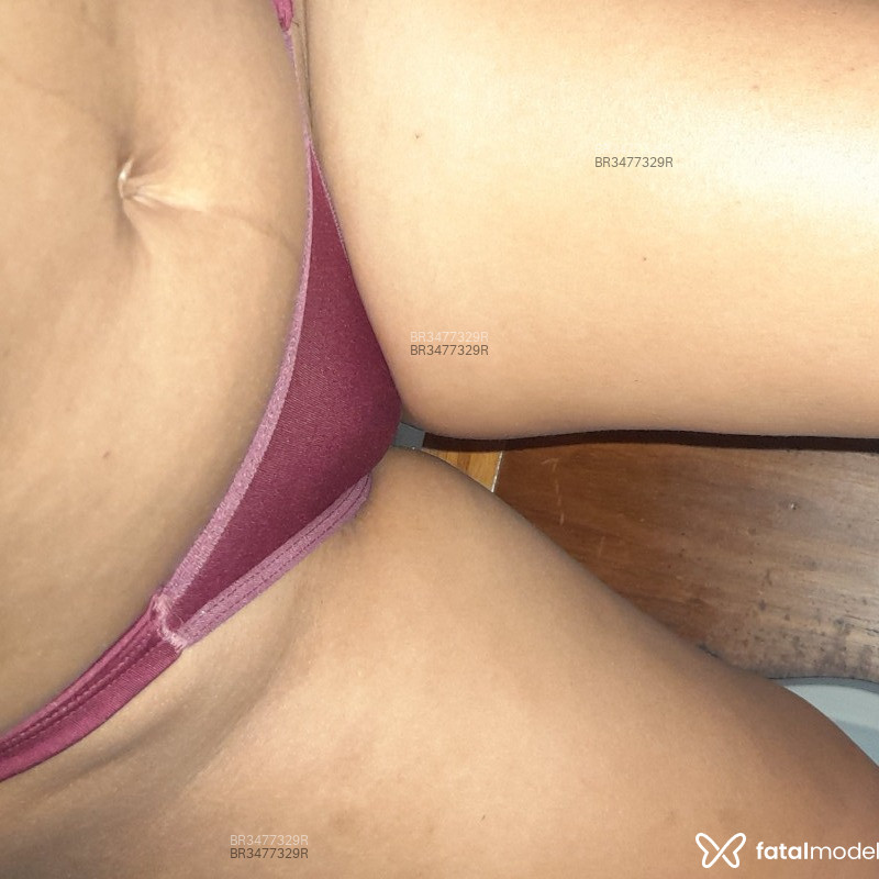 Acompanhante Morena - Feed