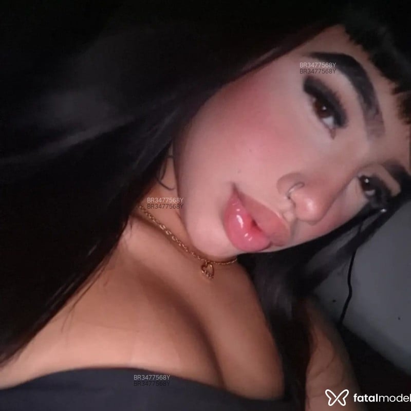 Acompanhante Camila - Feed