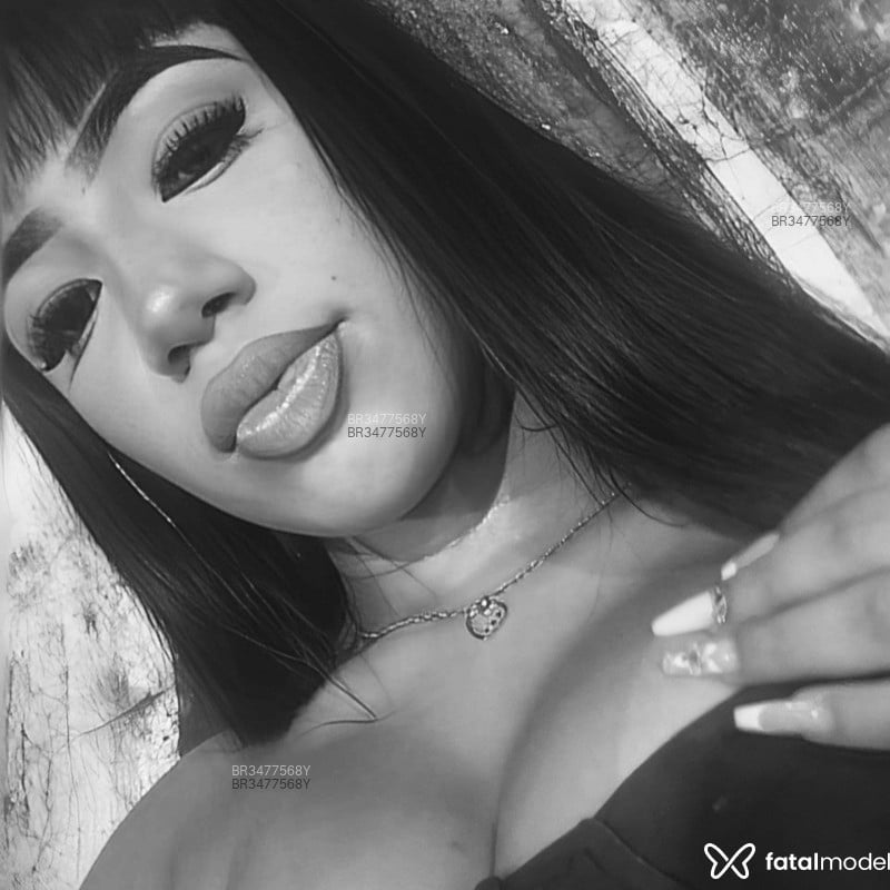 Acompanhante Camila - Feed