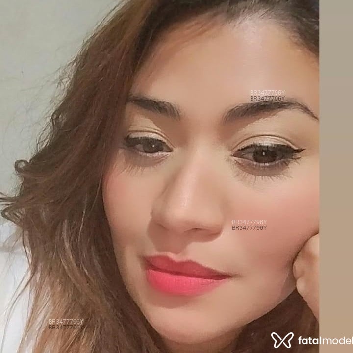 Acompanhante Safira - Feed