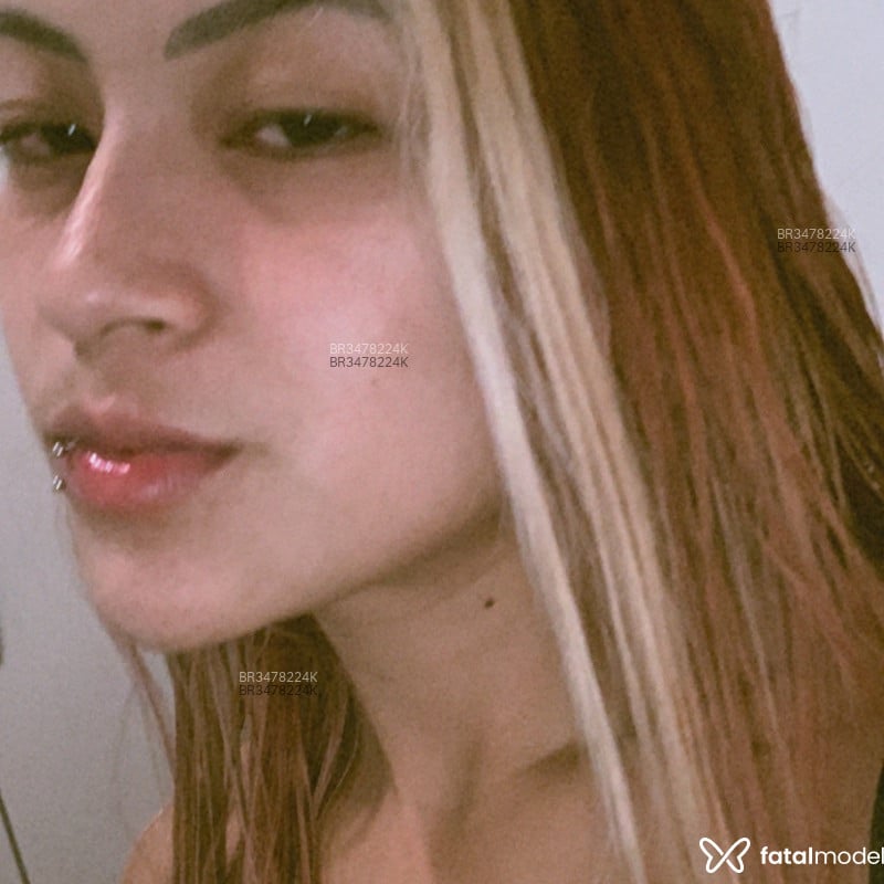 Acompanhante Aninha - Feed