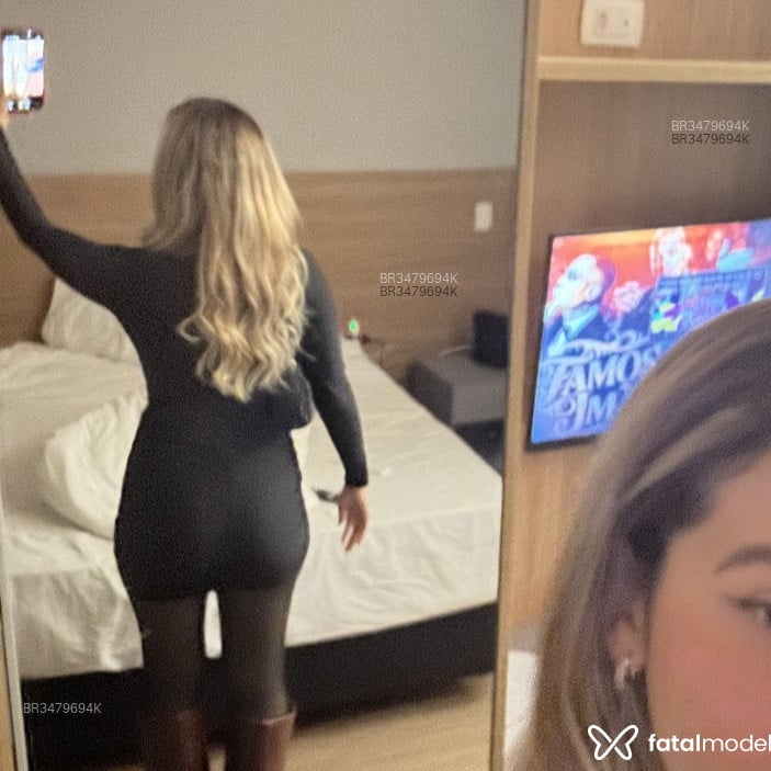 Acompanhante Karina - Feed