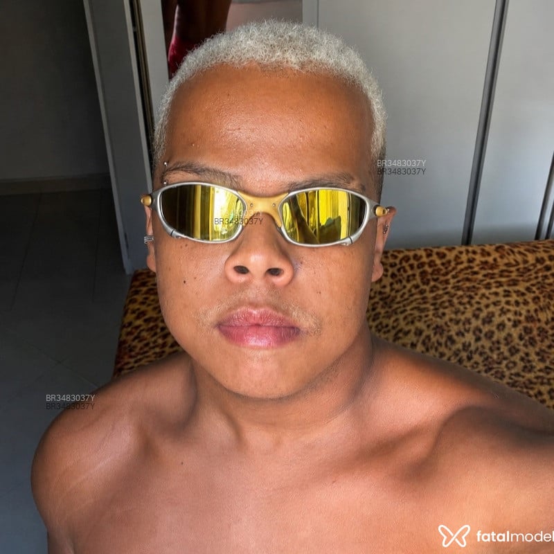 Acompanhante Heitor - Feed