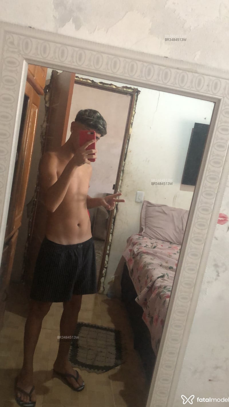 Acompanhante Martins - Feed