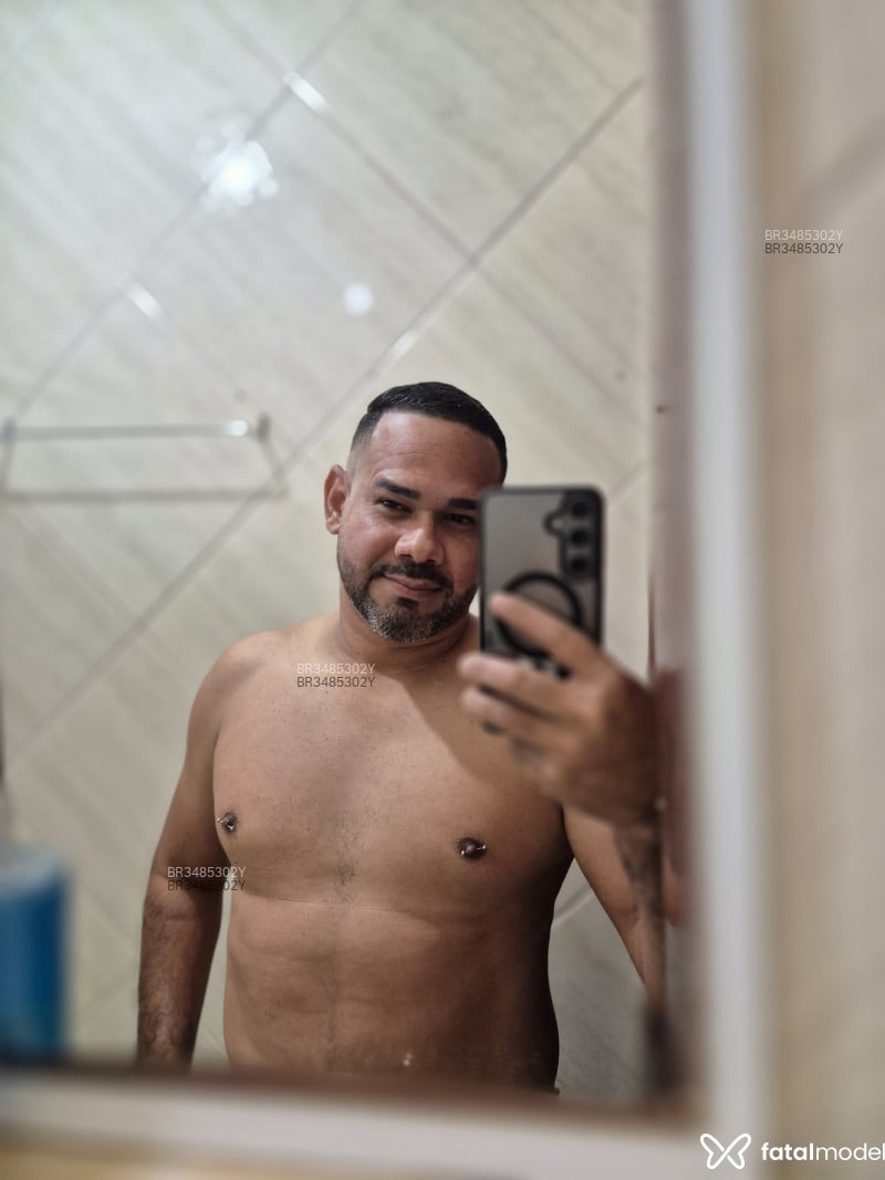 Acompanhante Miguel - Feed