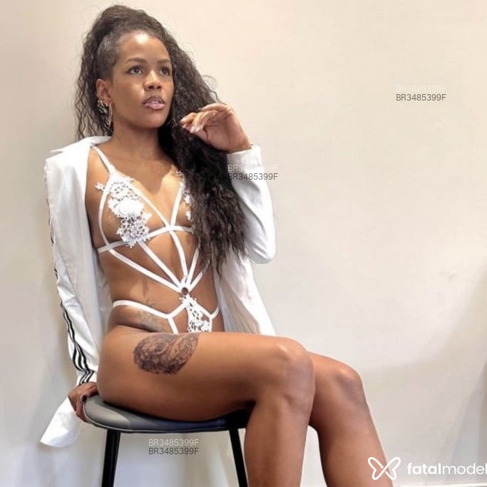 Acompanhante Sabrina - Feed